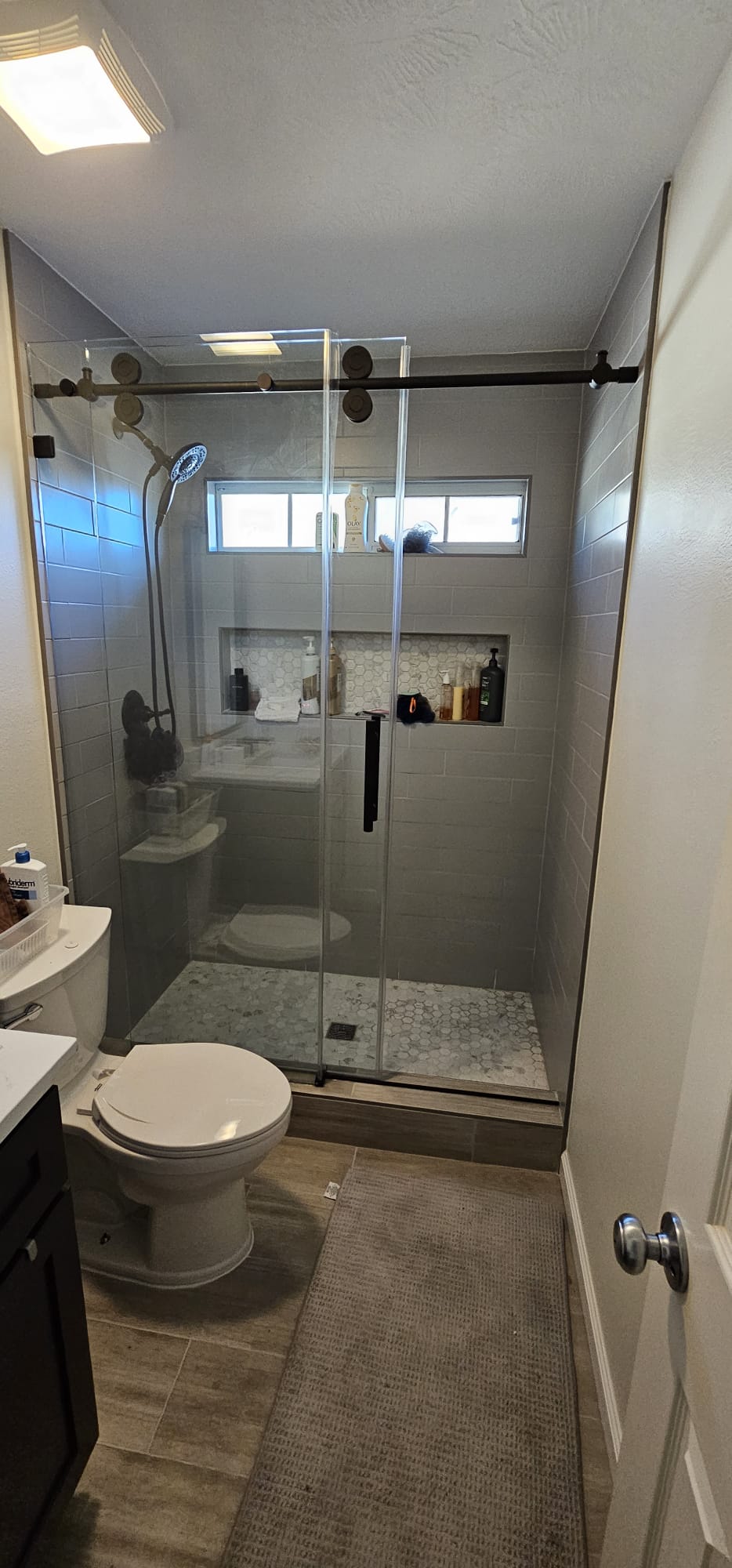 Modern Bathroom
